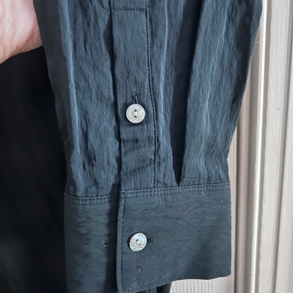 Madewell Black Relaxed Button-Up Shirt - Picture 5 of 5